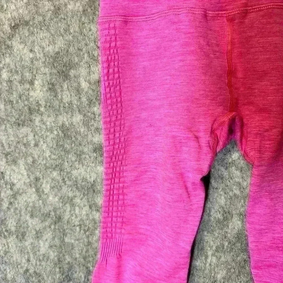 NWT Alphalete Halo Leggings in Hot Pink - Size small - Picture 3 of 8